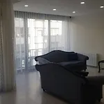 6 Central Location, Close To Beaches And Anywhere