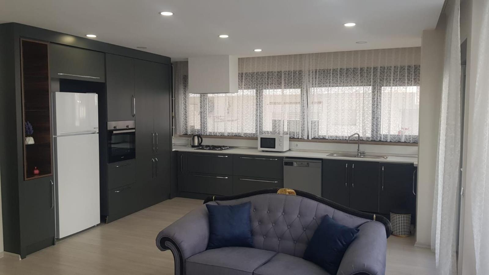 6 Location, Close To Beaches And Anywhere Antalya