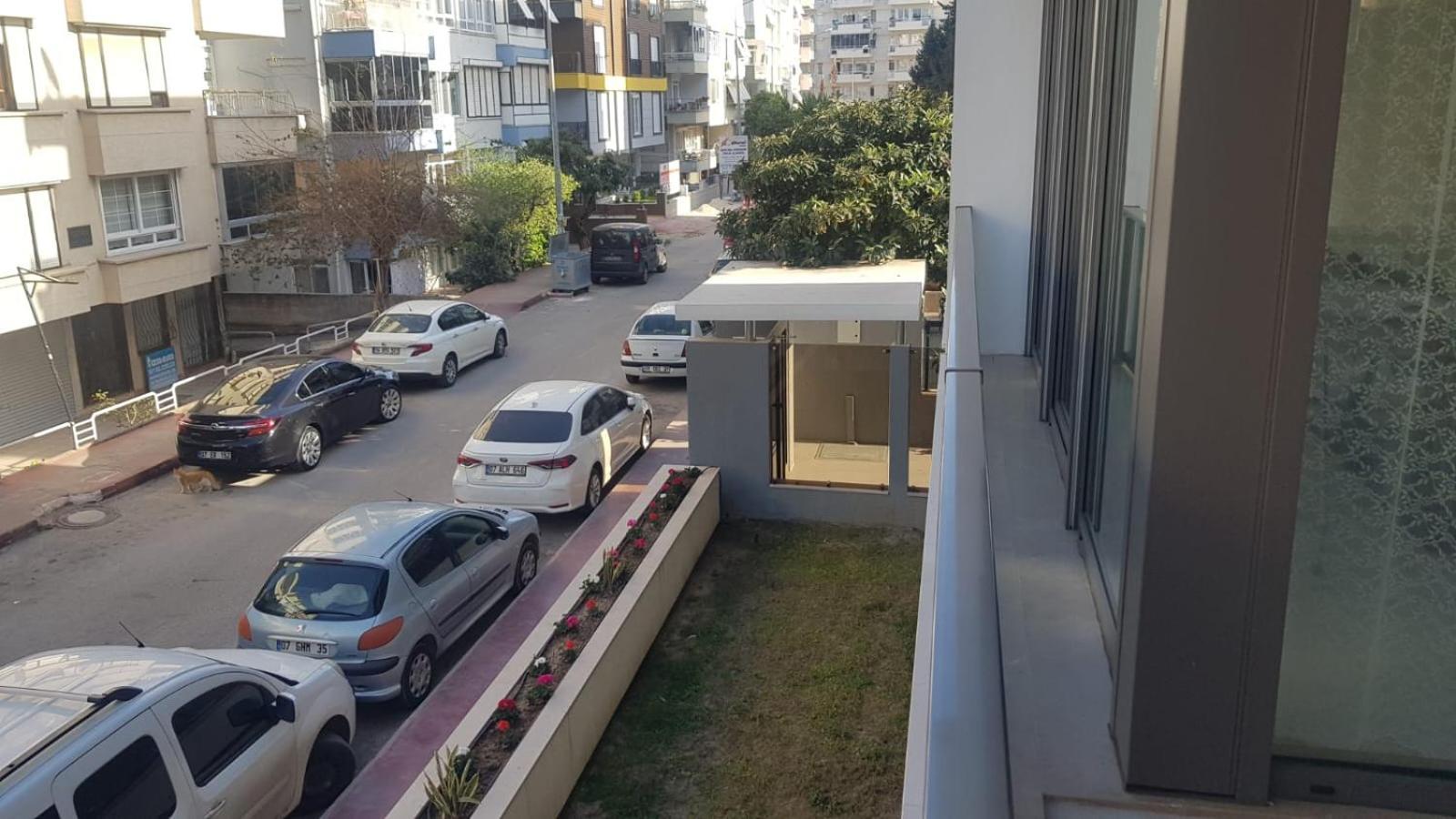 6 Location, Close To Beaches And Anywhere